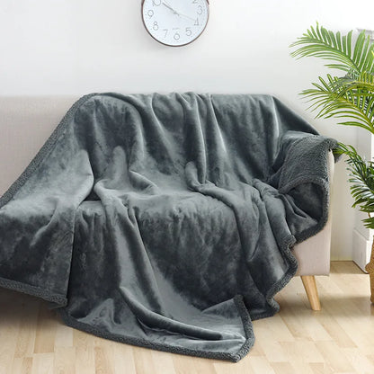 Pee-Proof Warm Blanket — Waterproof Pet Blanket - Image 2