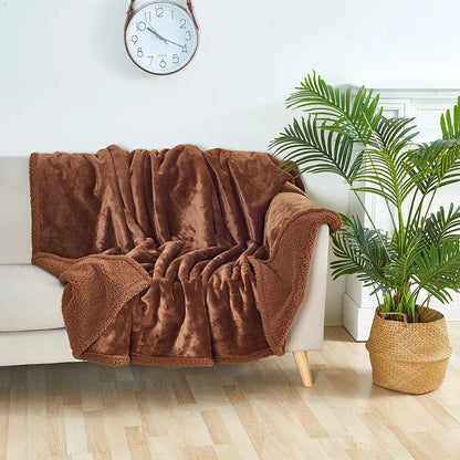 Pee-Proof Warm Blanket — Waterproof Pet Blanket - Image 4